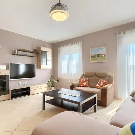 L&v Apartment